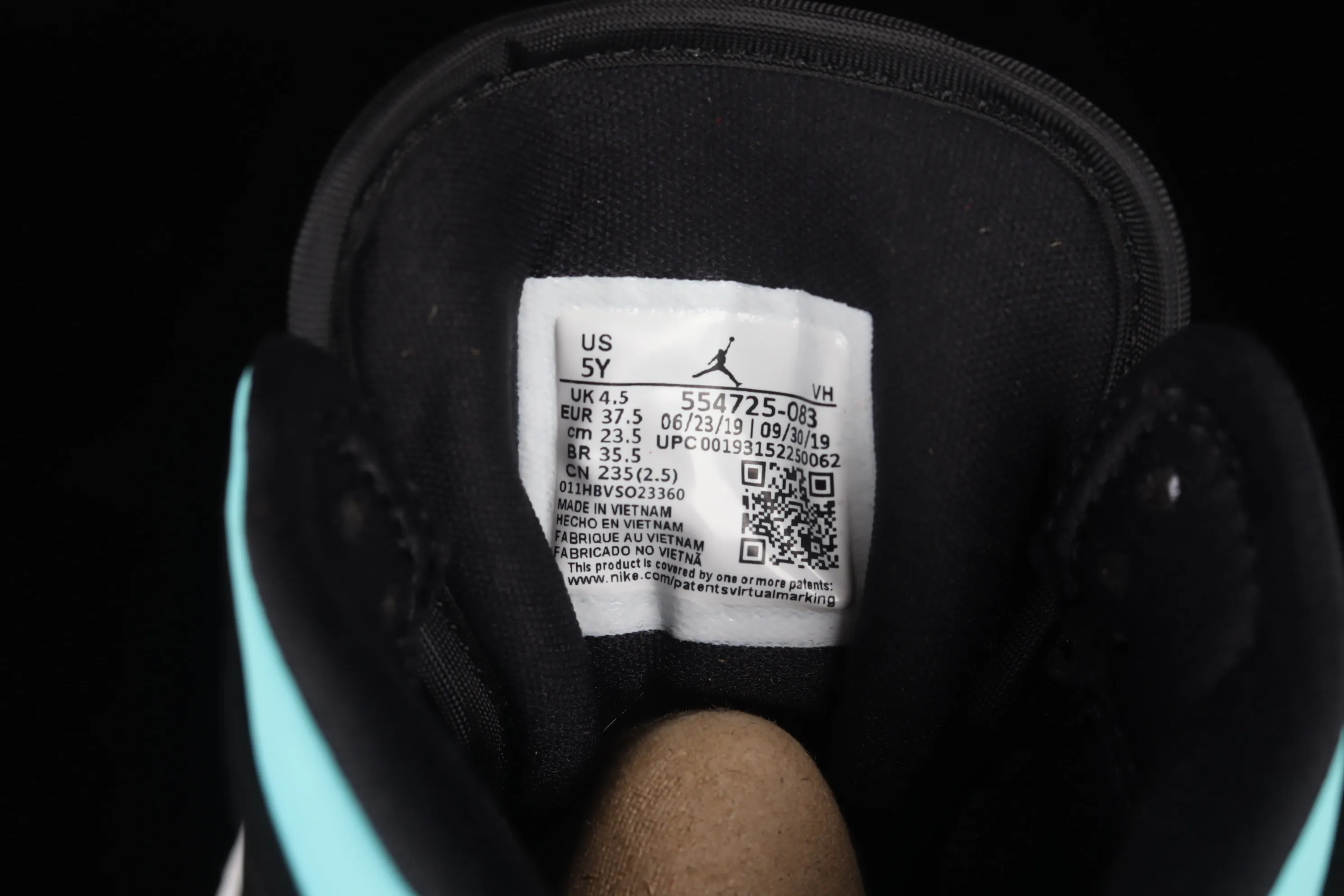 All categories Air Jordan Jordan series basketball shoes Air Jordan 1 Mid G version pure original Air Jordan 1 Mid AJ1 Joe 1 Candy Yuanyang 3M reflective color matching mid-top basketball shoes 554725-083